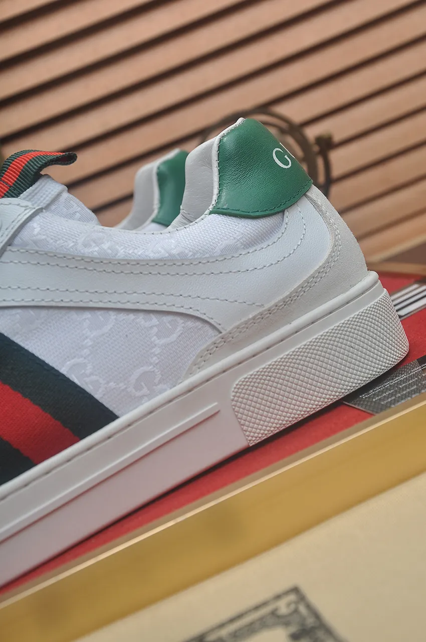 Men's men's shoes💰440💶[GUCCI] official website 1:1 men's sports shoes are now on the market. They are made of original fabric + water-dyed sheepskin lining, plus the official website original 1:1 comfortable outsole. Fashionable and versatile, super comfortable and breathable. Standard shoe size 38/45 (custom-made size 45 is non-refundable)